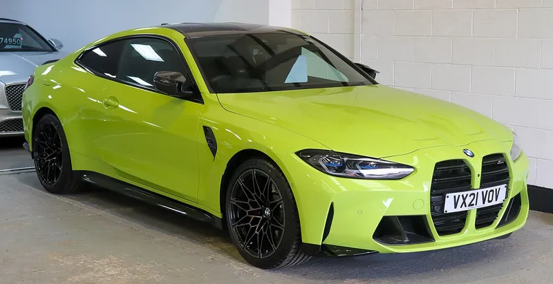 BMW M4クーペ