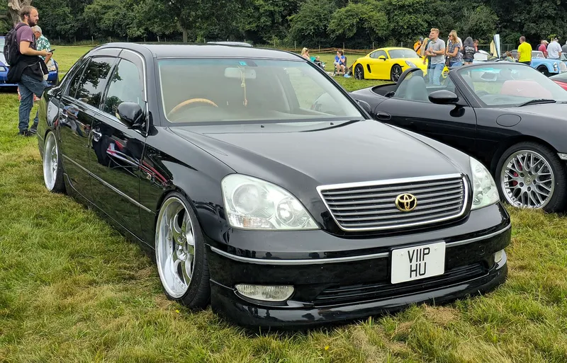 トヨタ セルシオ