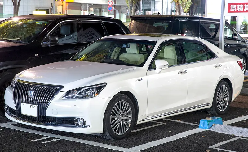 トヨタ クラウンマジェスタ