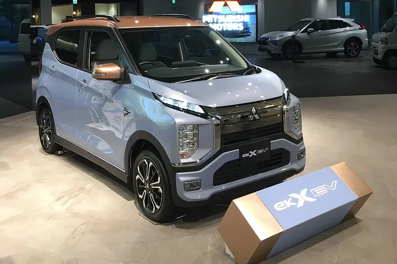 三菱 eKクロスEV