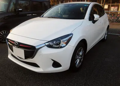 MAZDA2
