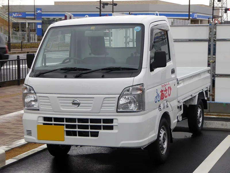 日産 NT100クリッパー