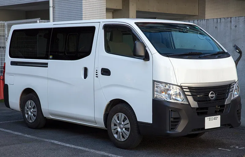 日産 NV350キャラバン