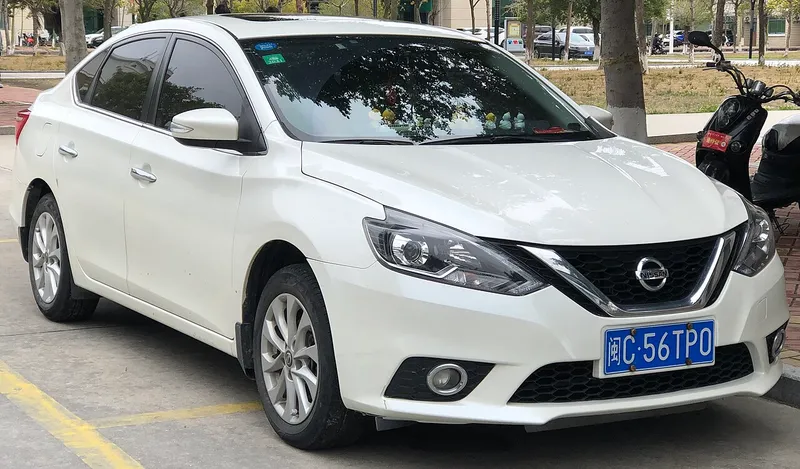 日産 シルフィ