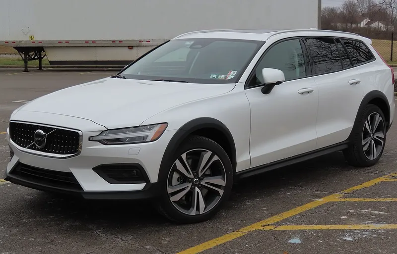 ボルボ V60クロスカントリー