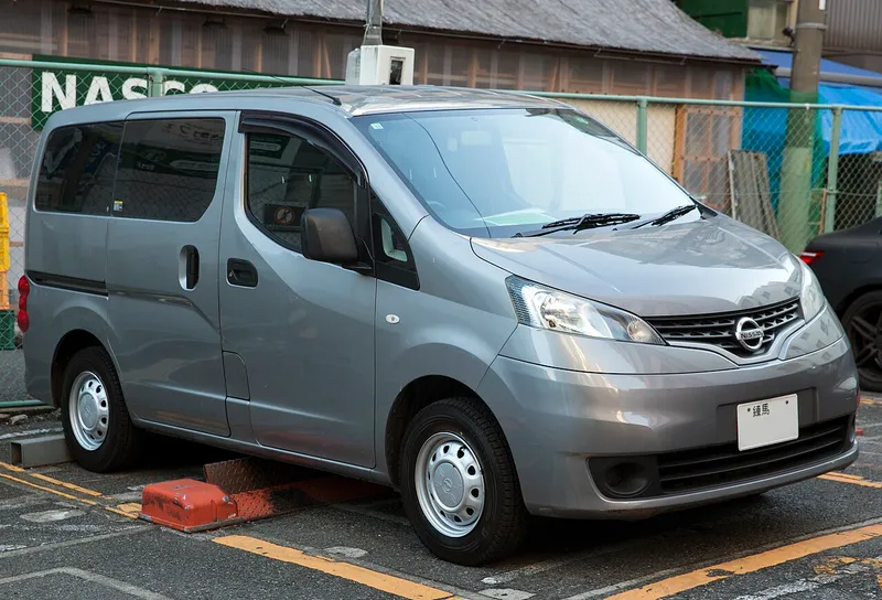 日産 バネット