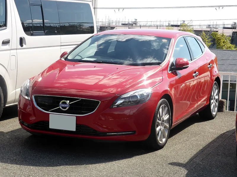 ボルボ V40